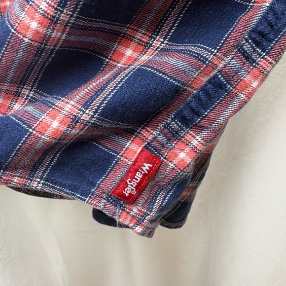 Wrangler Men's Blue & Salmon Plaid Shirt size L - Picture 5 of 12
